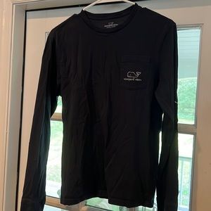 Boy’s large vineyard vines navy long sleeve tshirt